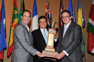 George Markantonis, president and managing director, Atlantis, Paradise Island in the Bahamas (pictured center) was named "Caribbean Hotelier of the Year" and was presented the Golden Conch Award by Jeffrey Vasser, CHA (left), director general & CEO of the Caribbean Hotel and Tourism Association (CHTA), and Peter C. Yesawich (right), vice chairman, MMGY Global.